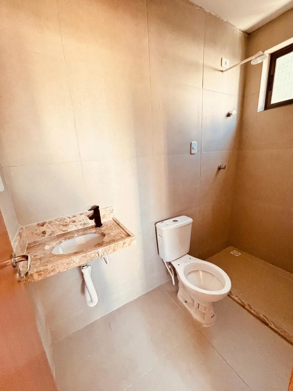 Apartamento novo em Manaíra com 3 Quartos sendo 1 Suíte