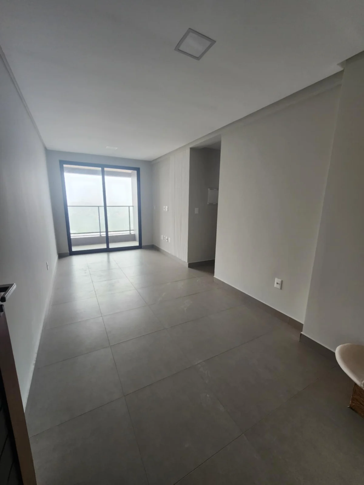 ALUGO Apartamento em Tambauzinho com 2 Quartos sendo 1 Suíte, Elevador e Lazer A Partir de R$ 3.500,00*