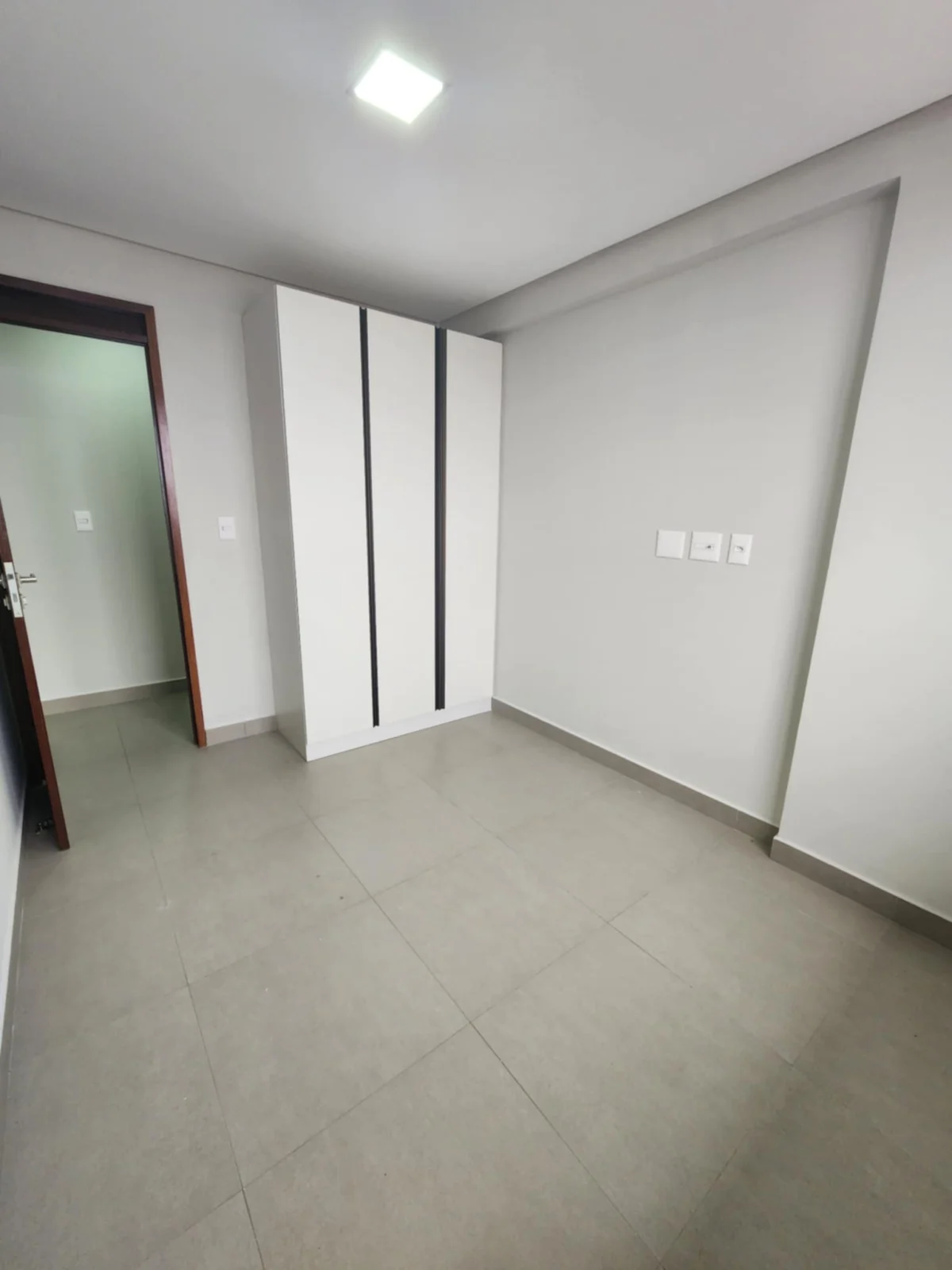 ALUGO Apartamento em Tambauzinho com 2 Quartos sendo 1 Suíte, Elevador e Lazer A Partir de R$ 3.500,00*