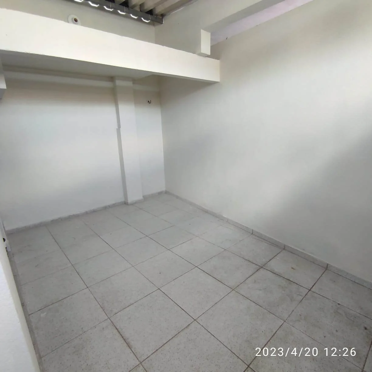 ALUGO Casa em Mangabeira com 3 Quartos sendo 1 Suíte R$ 1.500,00*