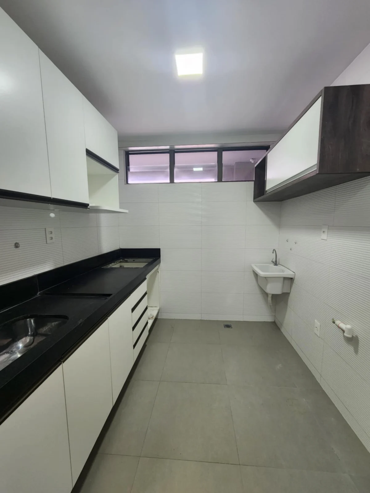 ALUGO Apartamento em Tambauzinho com 2 Quartos sendo 1 Suíte, Elevador e Lazer A Partir de R$ 3.500,00*