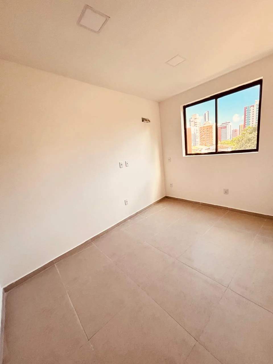 Apartamento novo em Manaíra com 3 Quartos sendo 1 Suíte
