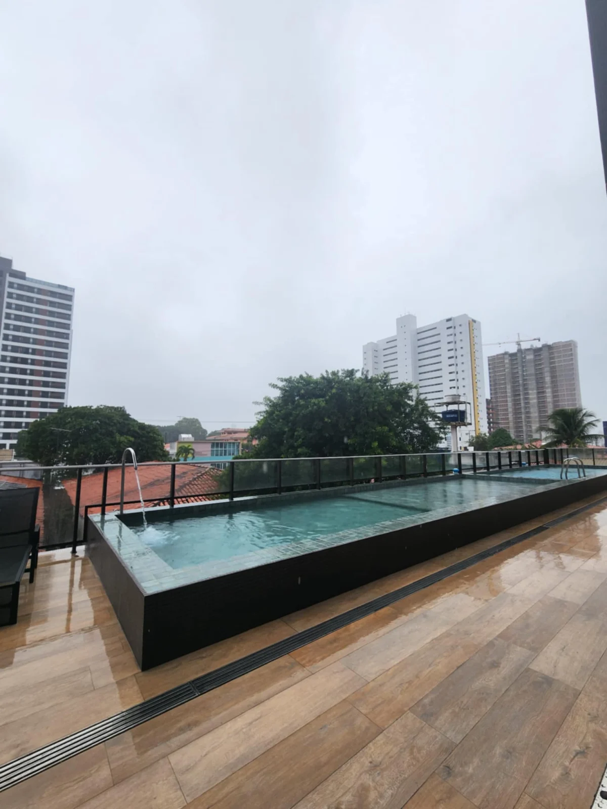 ALUGO Apartamento em Tambauzinho com 2 Quartos sendo 1 Suíte, Elevador e Lazer A Partir de R$ 3.500,00*