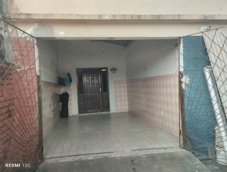 Casa na Torre com 3 Quartos sendo 1 Suíte
