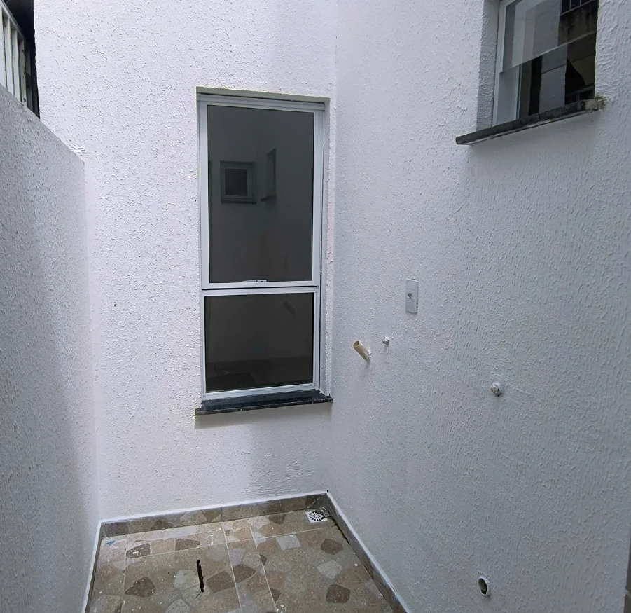 Casa em Parque do Sol/Valentina com 2 Quartos sendo 1 Suíte