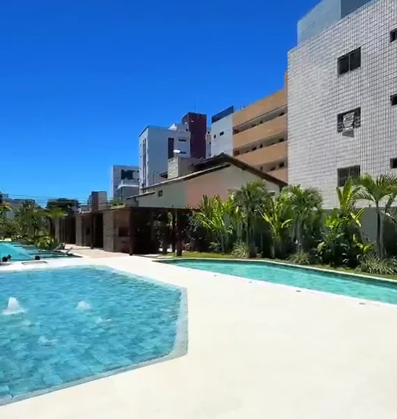 ALUGO Apartamento em Ponta de Campina com 2 Quartos sendo 1 Suíte, Elevador e Lazer R$ 3.600,00*