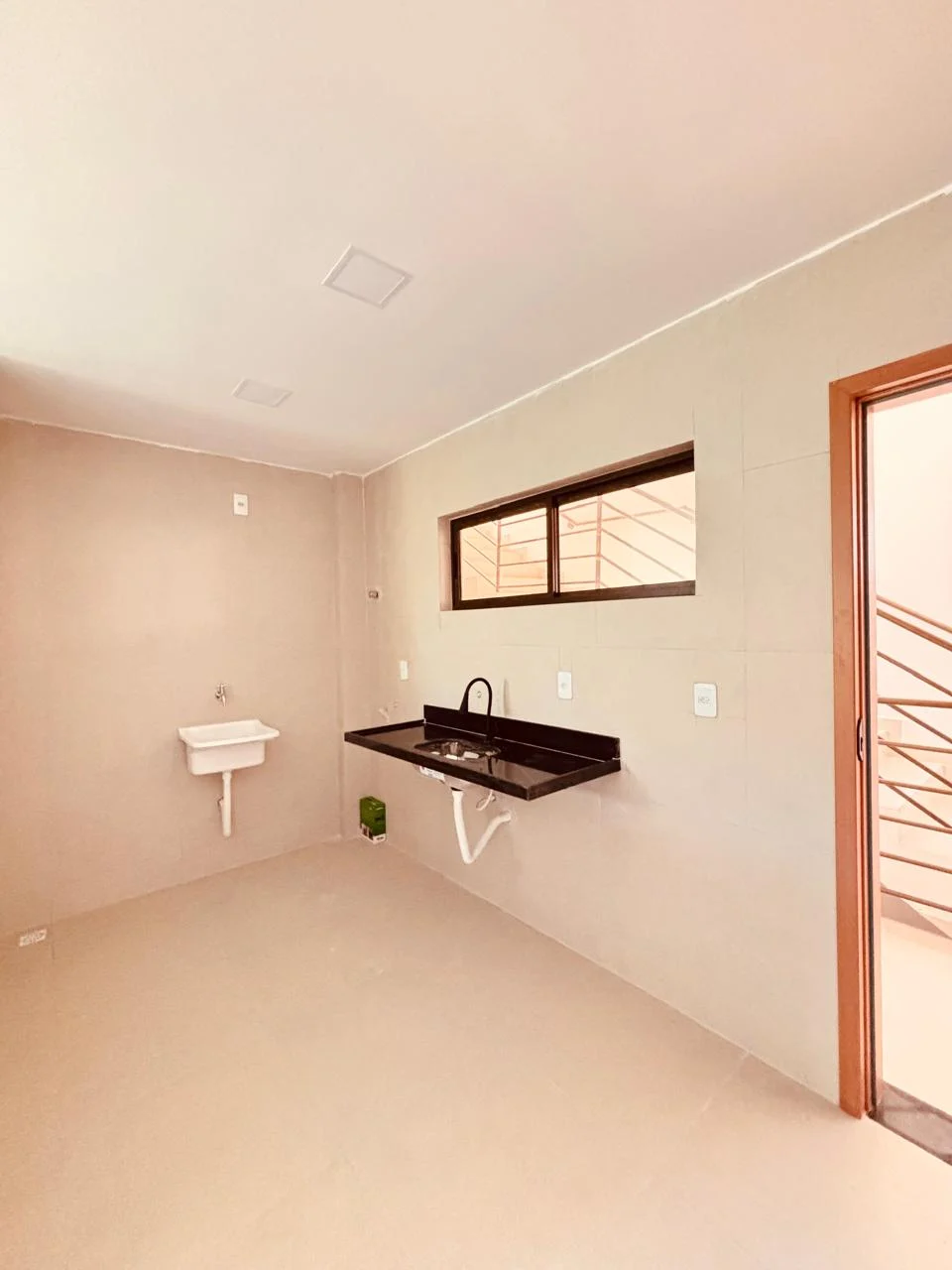 Apartamento novo em Manaíra com 3 Quartos sendo 1 Suíte