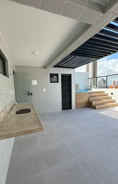 Cobertura no Aeroclube/Bessa com 2 ou 3 Quartos com Piscina