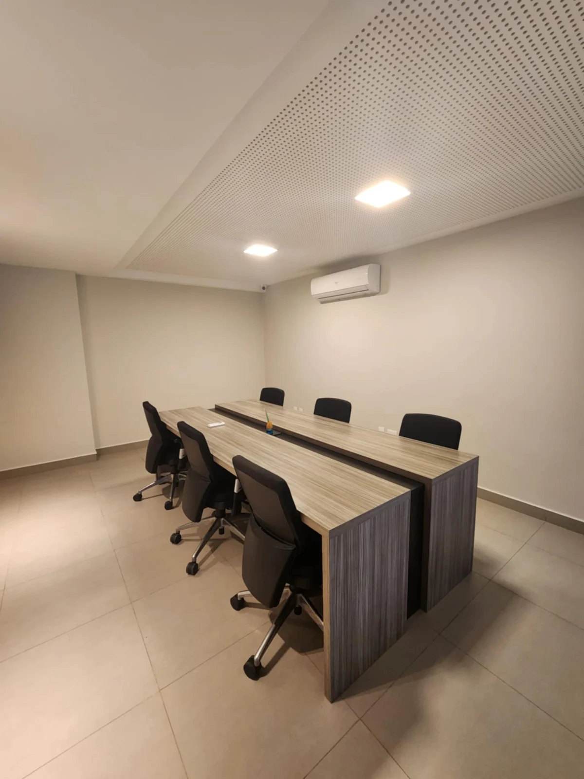 ALUGO Apartamento em Tambauzinho com 2 Quartos sendo 1 Suíte, Elevador e Lazer A Partir de R$ 3.500,00*