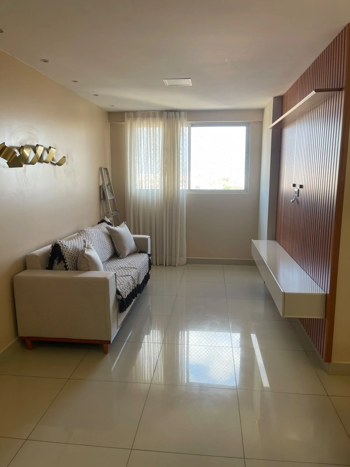 Apartamento Mobiliado no Jardim São Paulo/Bancários com 2 Quartos sendo 1 Suíte, Elevador e Lazer