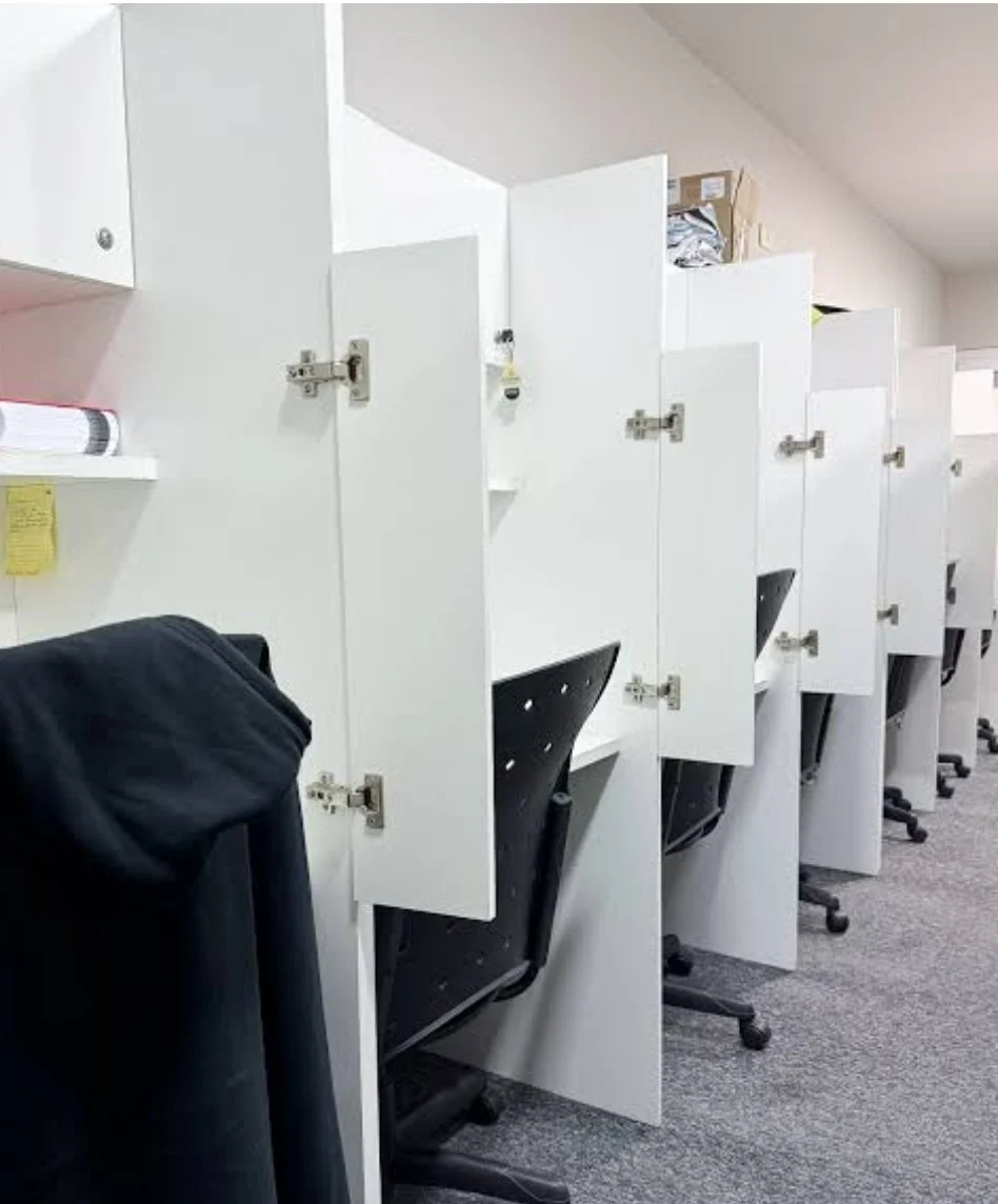 Sala Comercial no Jardim Oceania/Bessa com 42m² e Elevador