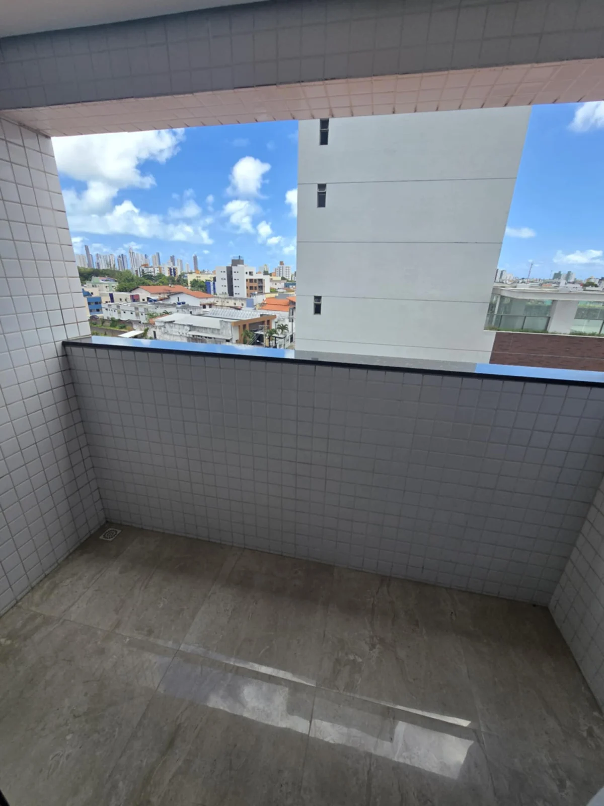 Apartamento na Principal dos Bancários com 3 Quartos sendo 1 Suíte e DCE, 2 Vagas e Lazer Completo