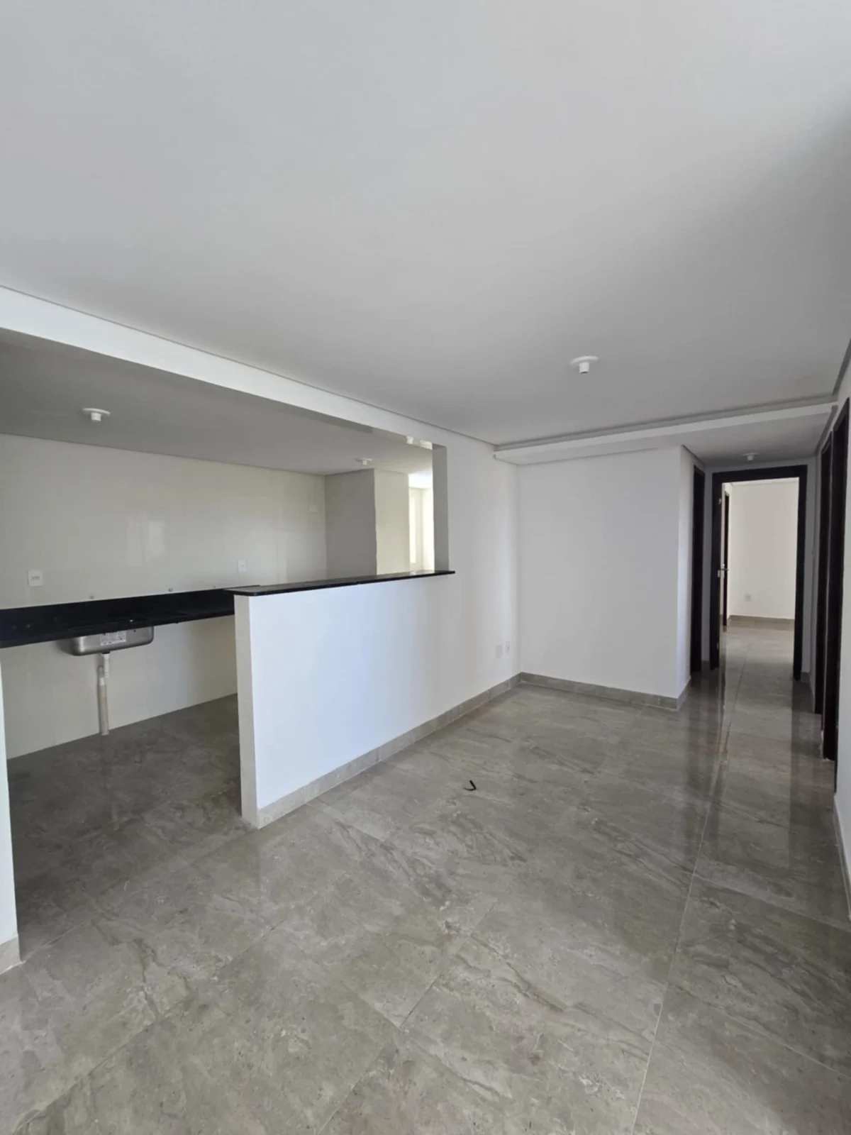 Apartamento na Principal dos Bancários com 3 Quartos sendo 1 Suíte e DCE, 2 Vagas e Lazer Completo